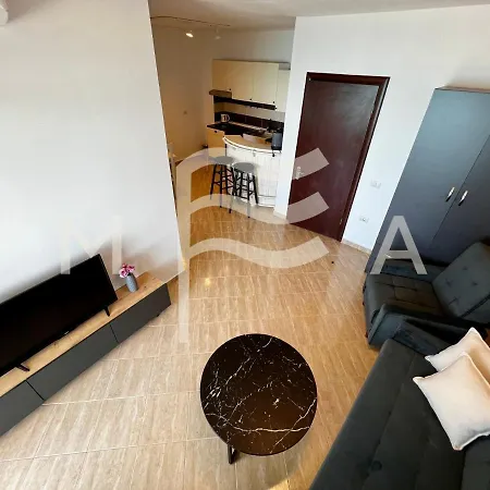 Vista Bella 527 Apartment